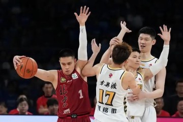 开云体育app-CBA半决赛前瞻,京沪对决来袭,周琦能否率北京突围?
